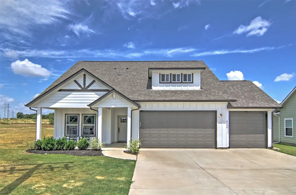 7206 Treaty Oaks Boulevard Granbury, TX 76048