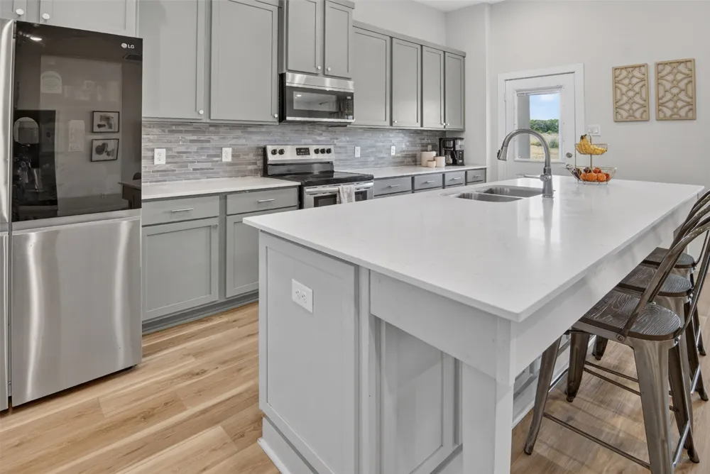 7206 Treaty Oaks Boulevard Granbury, TX 76048