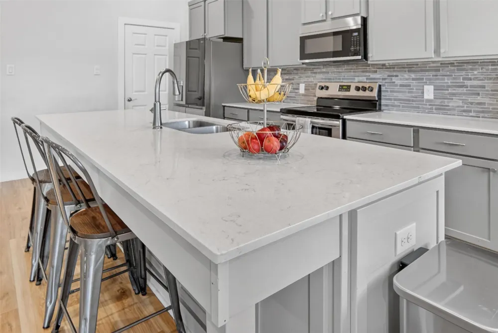 7206 Treaty Oaks Boulevard Granbury, TX 76048