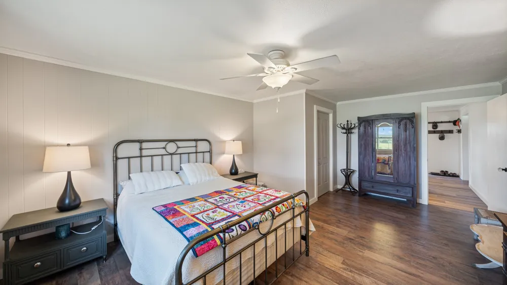 1053 Vz County Road 4206 Athens, TX 75752
