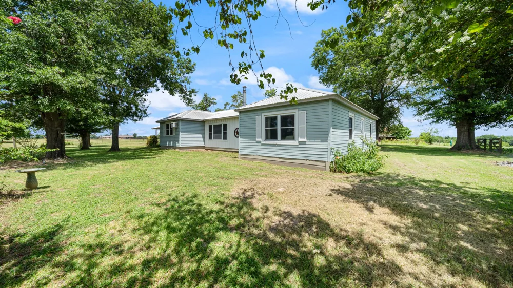 1053 Vz County Road 4206 Athens, TX 75752