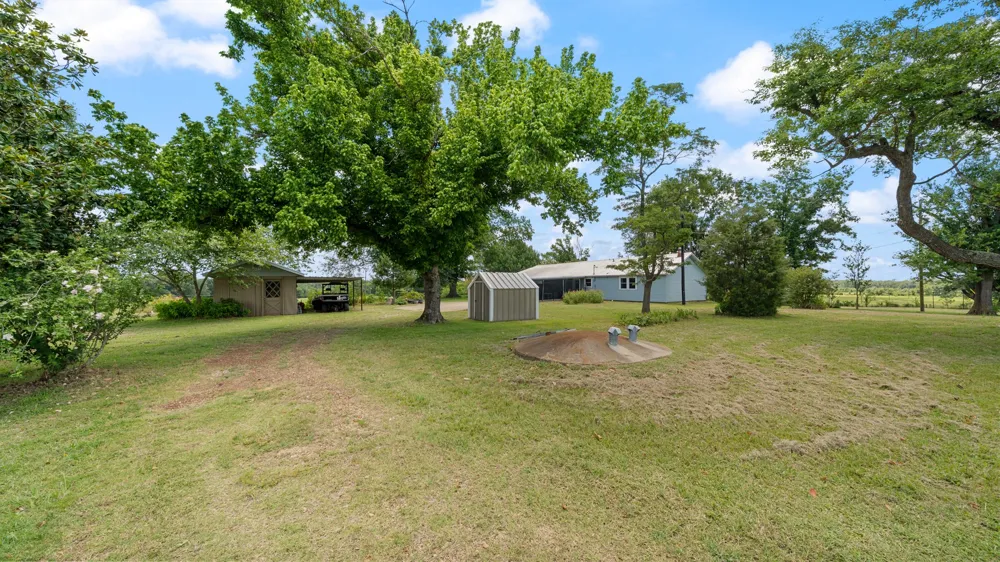 1053 Vz County Road 4206 Athens, TX 75752