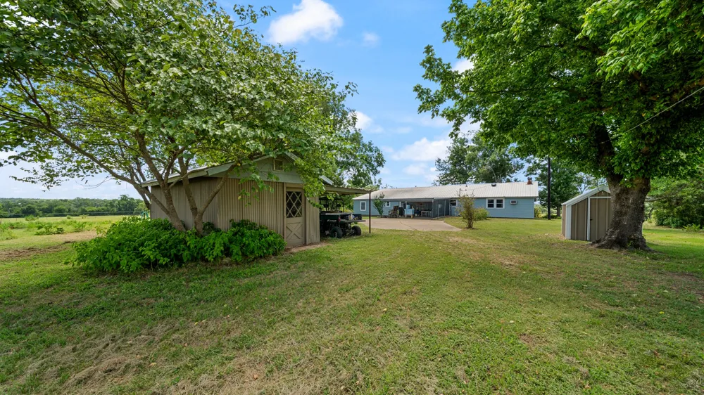 1053 Vz County Road 4206 Athens, TX 75752