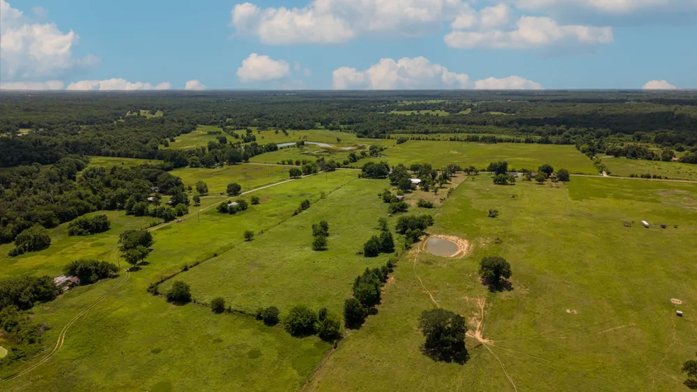 1053 Vz County Road 4206 Athens, TX 75752