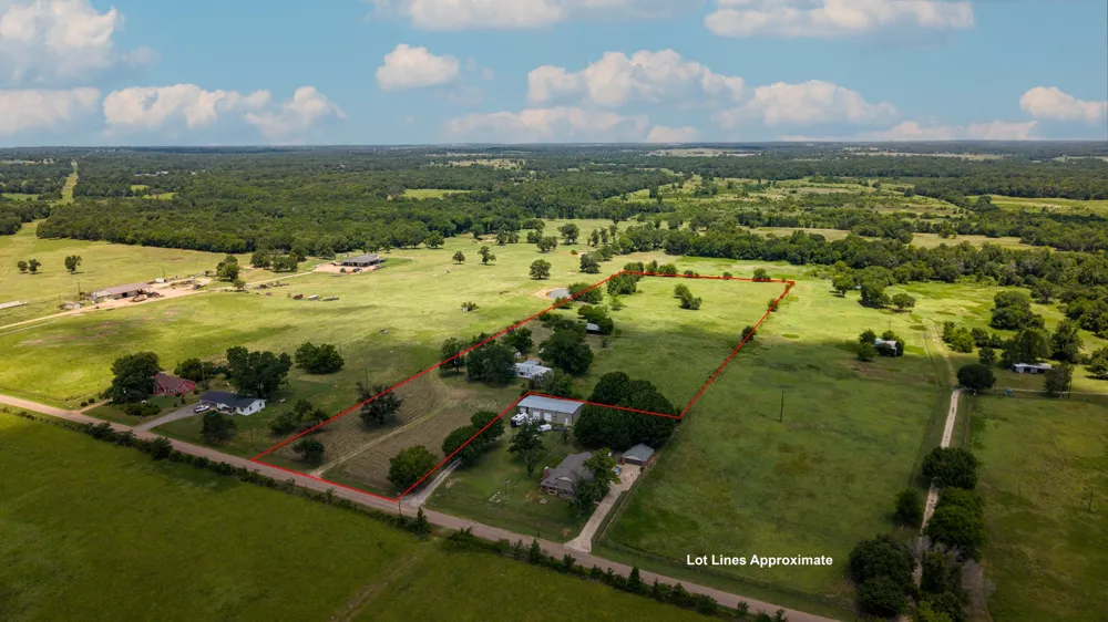 1053 Vz County Road 4206 Athens, TX 75752