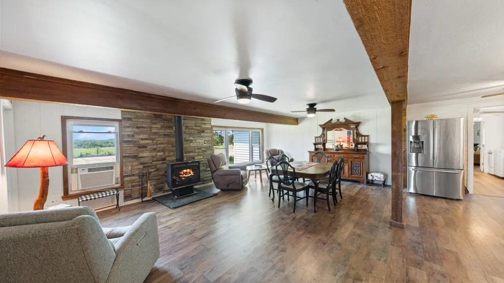 1053 Vz County Road 4206 Athens, TX 75752
