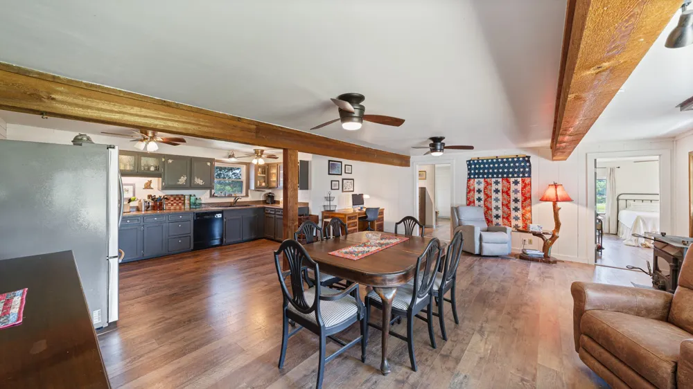 1053 Vz County Road 4206 Athens, TX 75752
