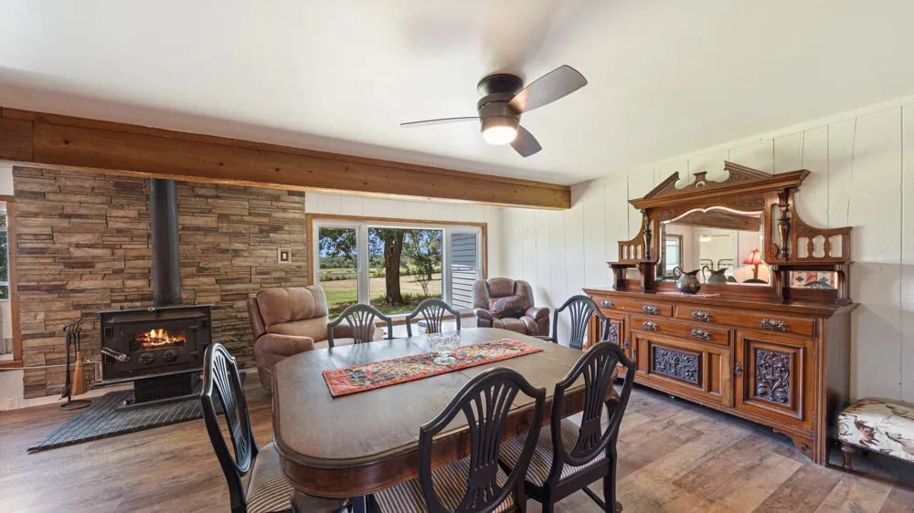 1053 Vz County Road 4206 Athens, TX 75752