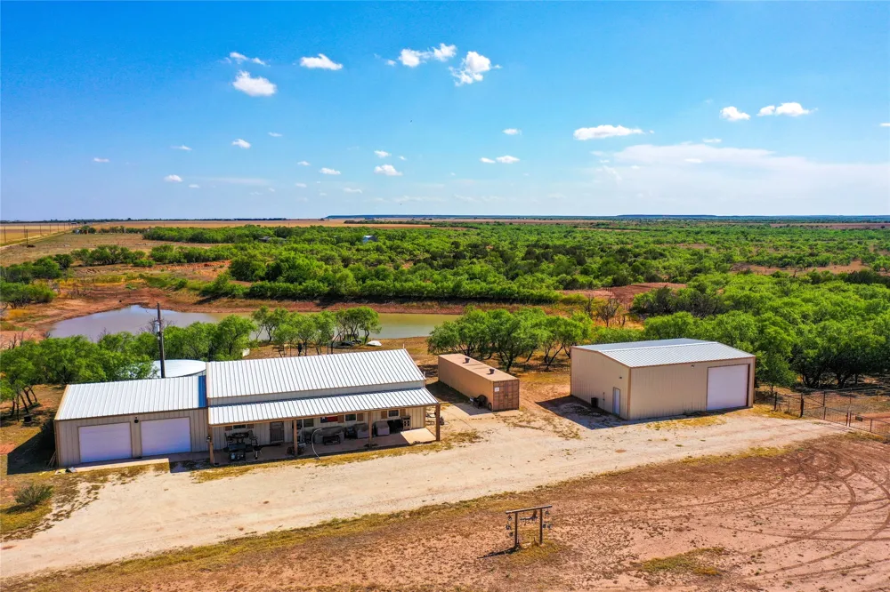 CR 454 Sagerton, TX 79548