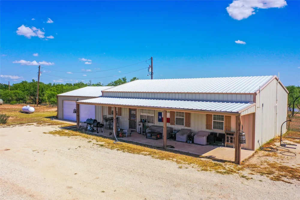 CR 454 Sagerton, TX 79548