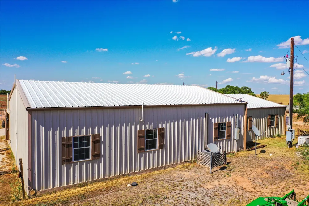CR 454 Sagerton, TX 79548