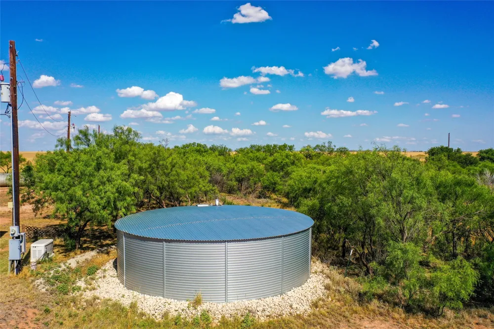 CR 454 Sagerton, TX 79548