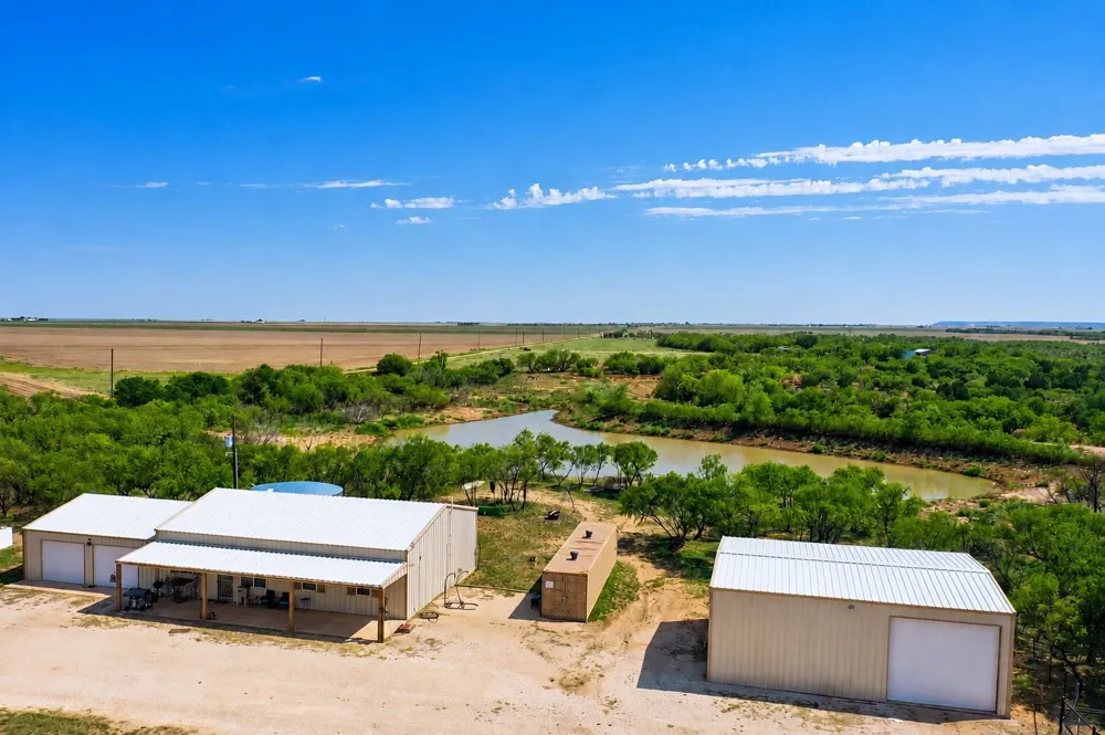 CR 454 Sagerton, TX 79548