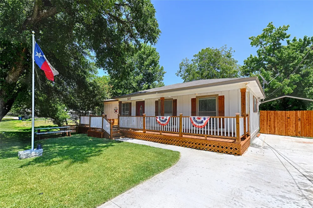 507 Bost Street Rockwall, TX 75087