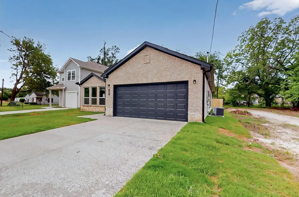 415 Martin Luther King Jr Street Sulphur Springs, TX 75482