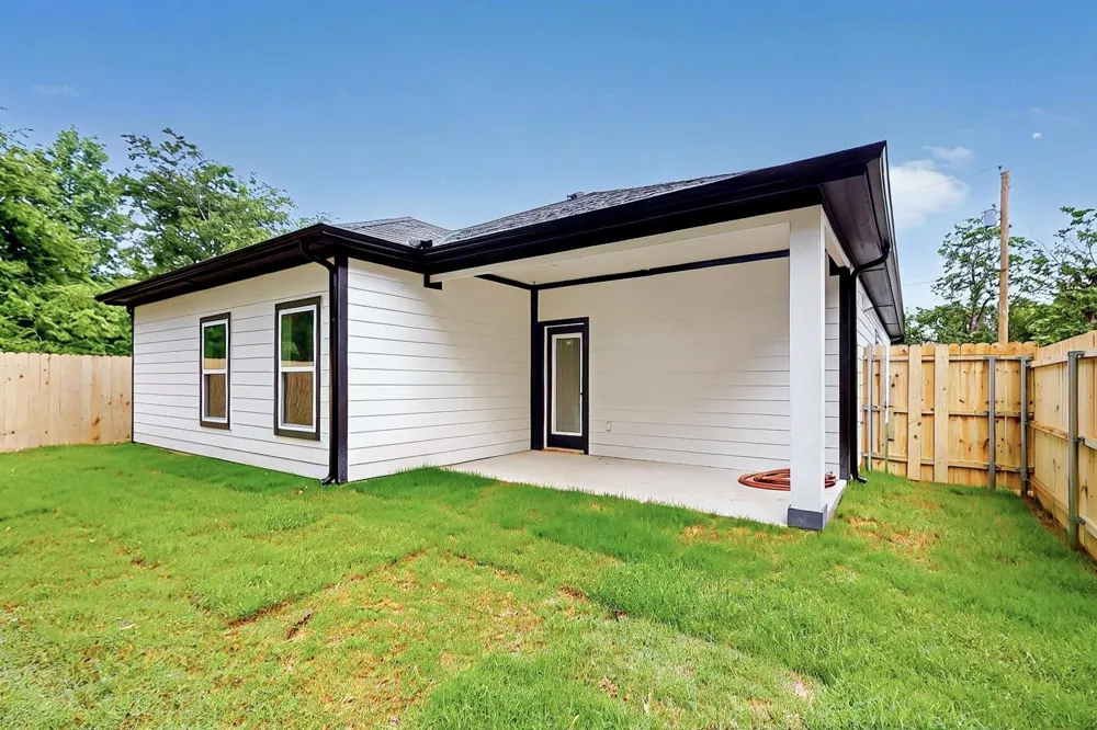 415 Martin Luther King Jr Street Sulphur Springs, TX 75482