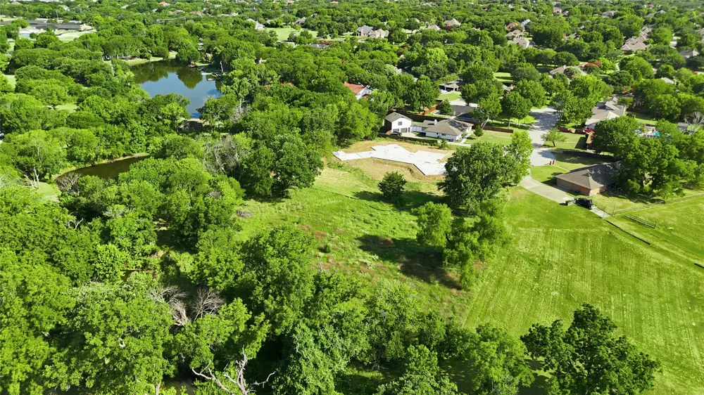 1214 Oakwood Trail Southlake, TX 76092