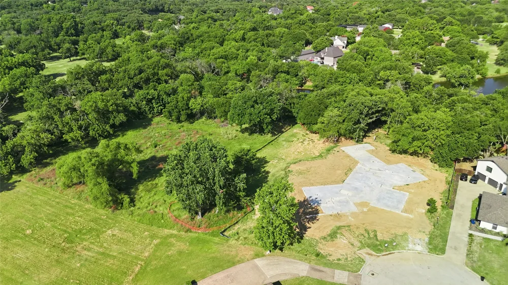 1214 Oakwood Trail Southlake, TX 76092