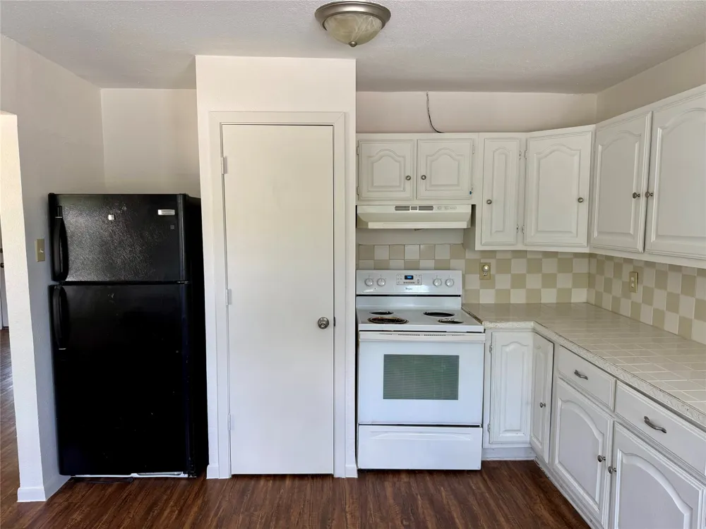 1407 N East St Belton, TX 76513