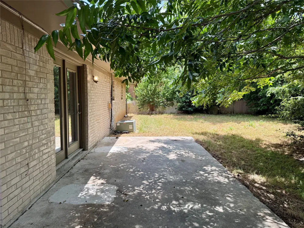 1407 N East St Belton, TX 76513