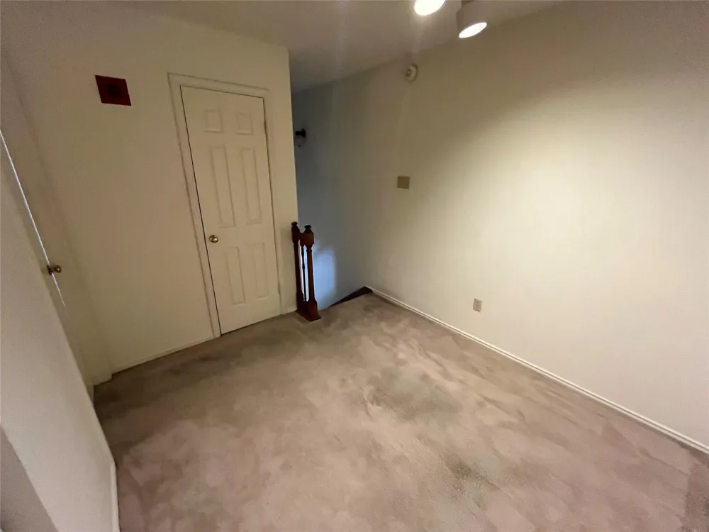 501 Arbor Creek Drive #207 Euless, TX 76039