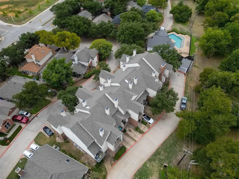 501 Arbor Creek Drive #207 Euless, TX 76039