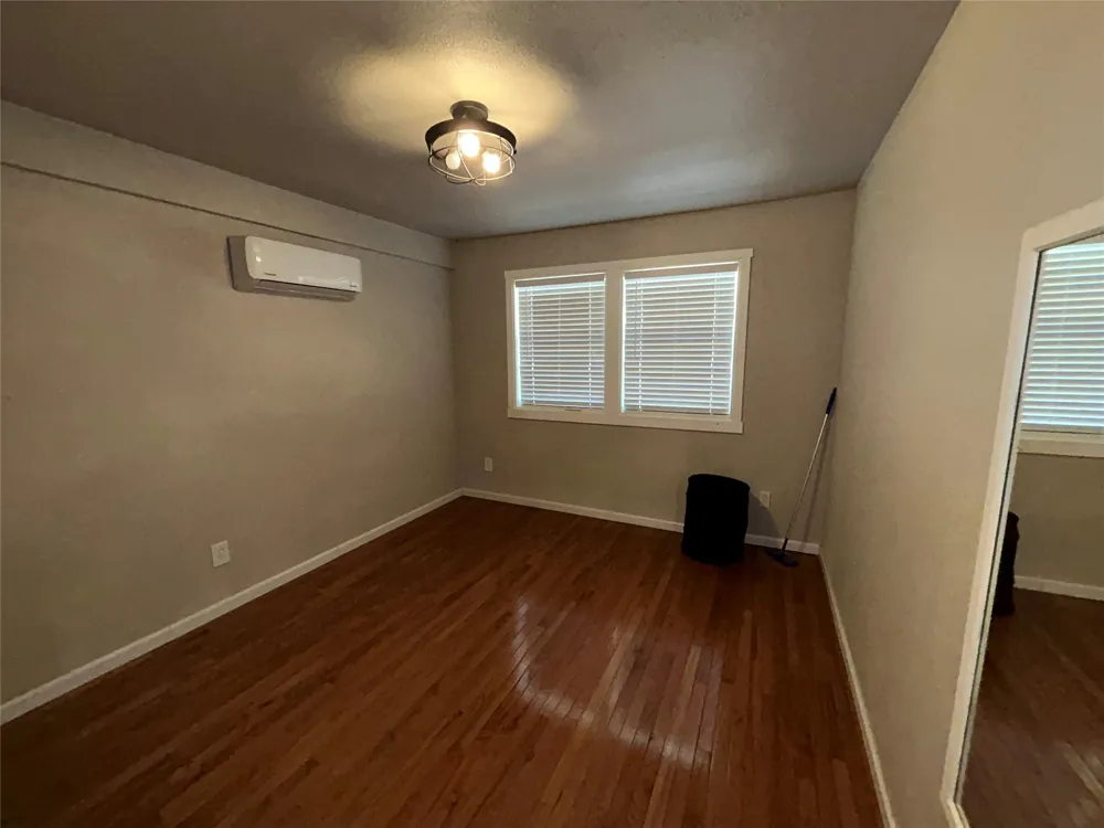 908 Fairview Street Graham, TX 76450