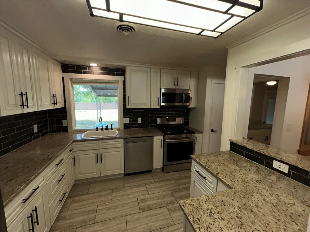 908 Fairview Street Graham, TX 76450