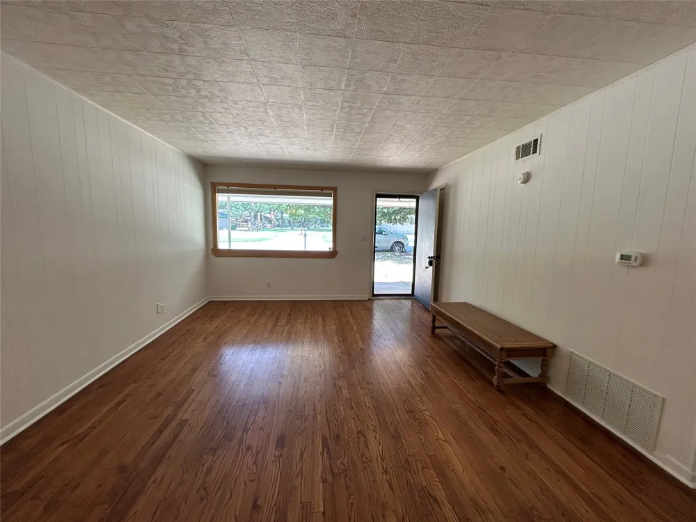 908 Fairview Street Graham, TX 76450