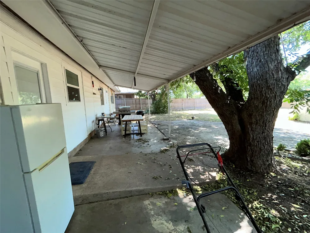 908 Fairview Street Graham, TX 76450