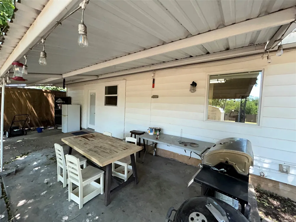 908 Fairview Street Graham, TX 76450