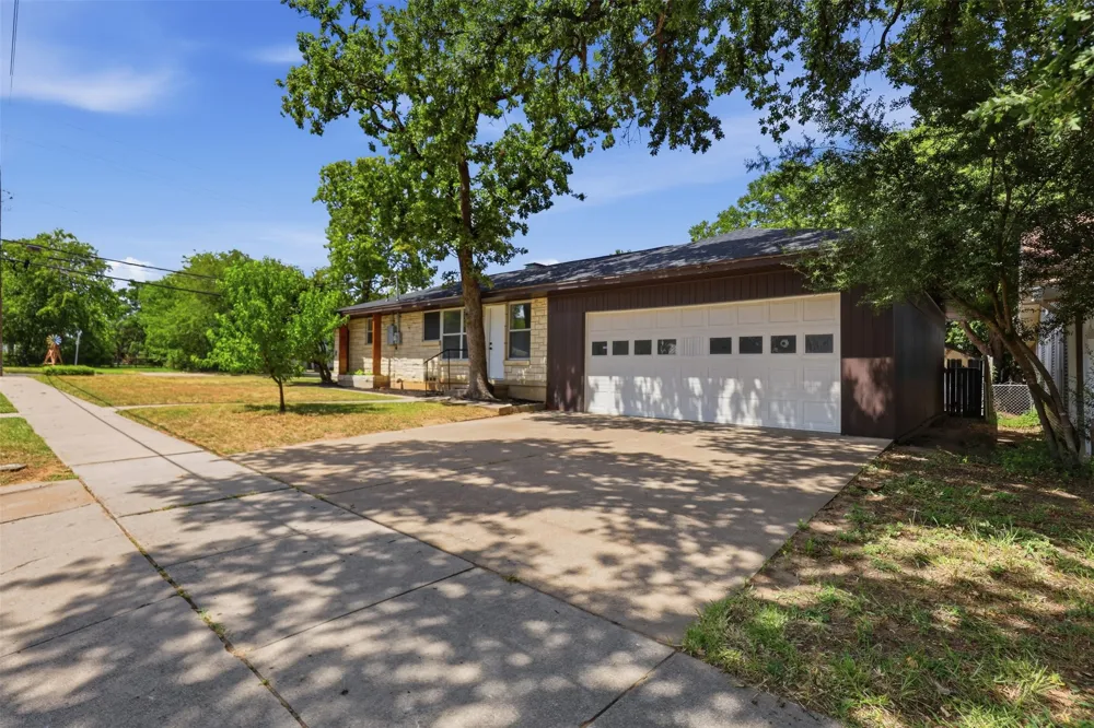 1170 W Frey Street Stephenville, TX 76401