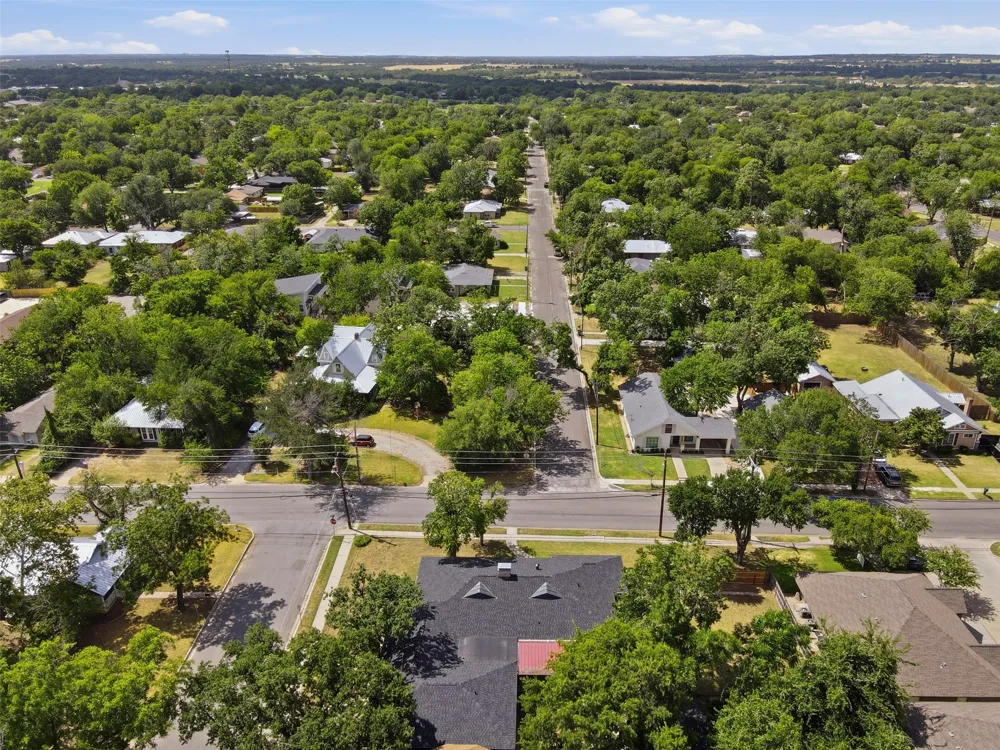 1170 W Frey Street Stephenville, TX 76401