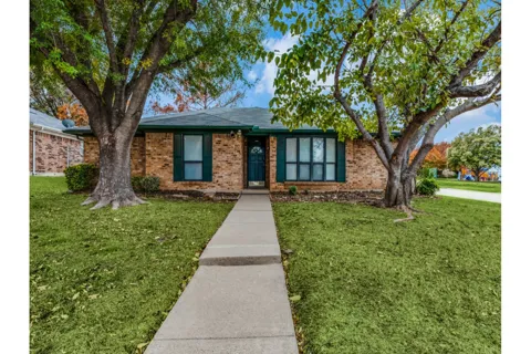 6900 Wicks Trail