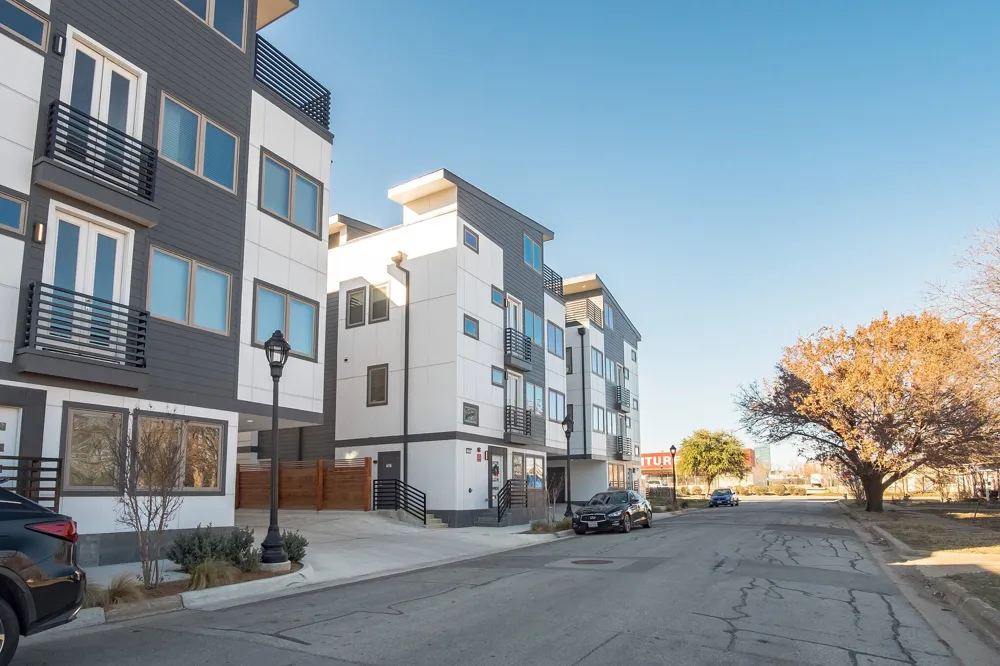 1118 Galveston Avenue #3 Fort Worth, TX 76104
