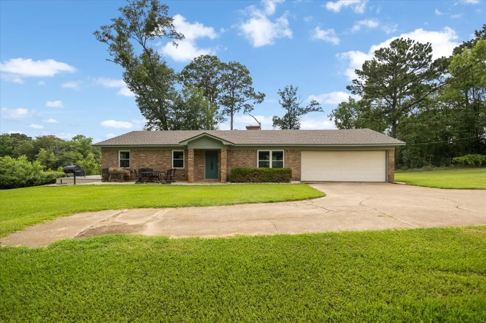 222 County Road 4850 Winnsboro, TX 75494