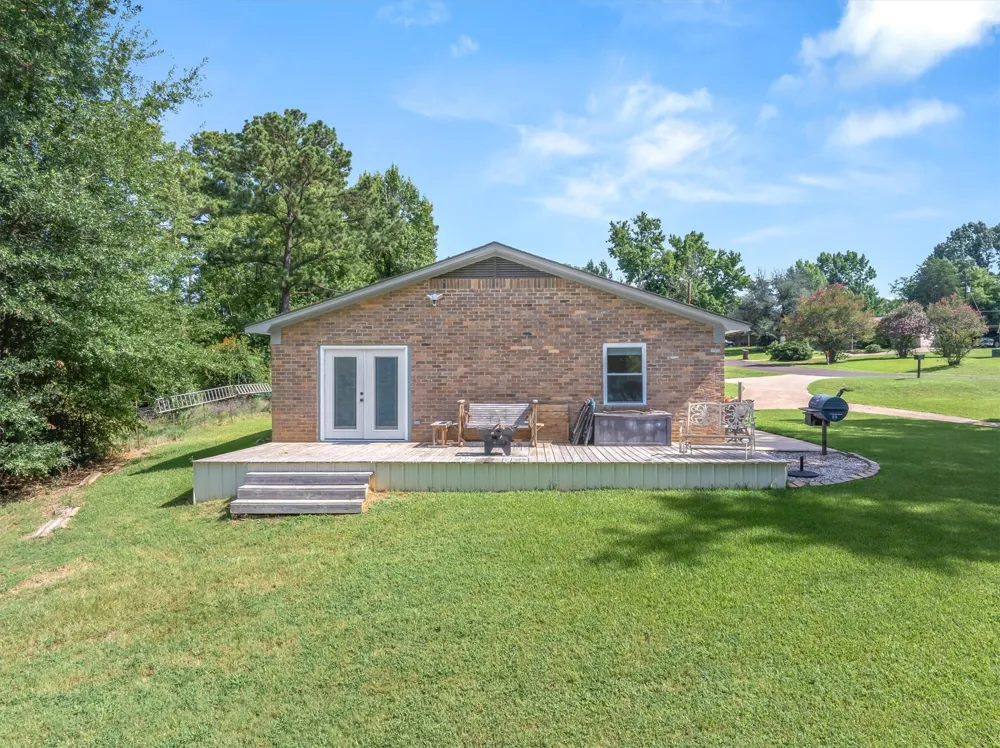 222 County Road 4850 Winnsboro, TX 75494