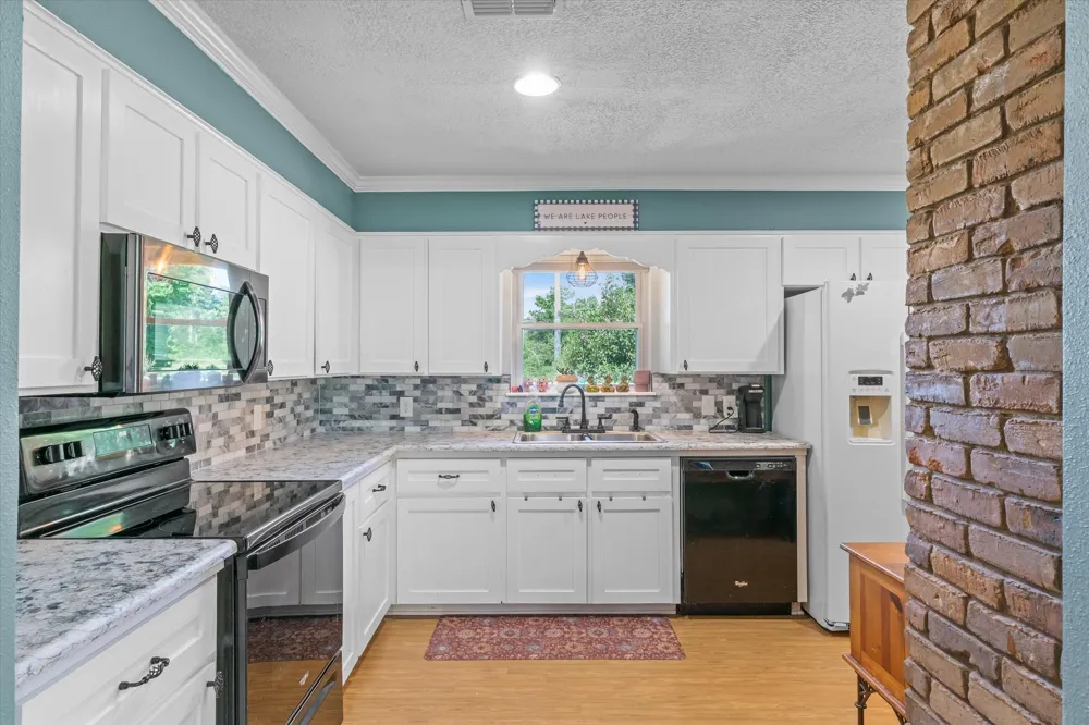 222 County Road 4850 Winnsboro, TX 75494