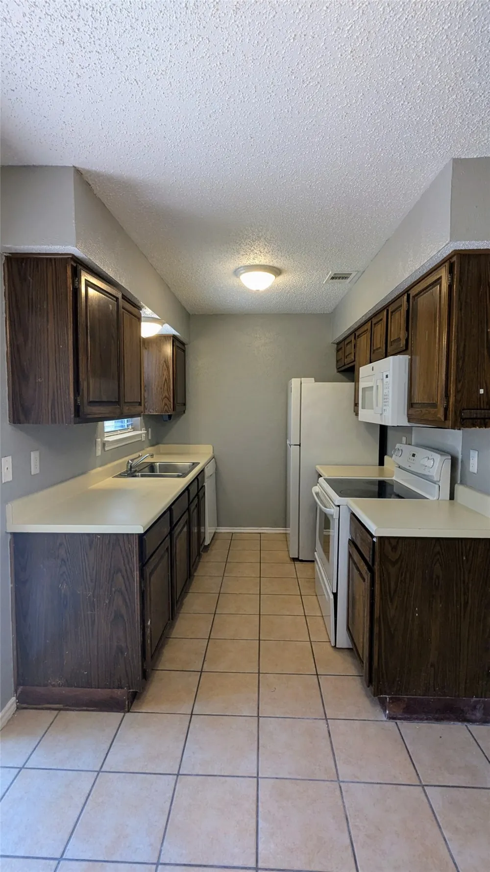 1003 Vedral Place Cedar Hill, TX 75104