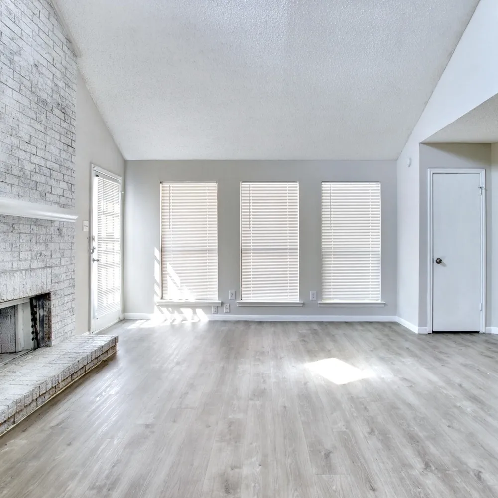 712 Via Miramonte Mesquite, TX 75150
