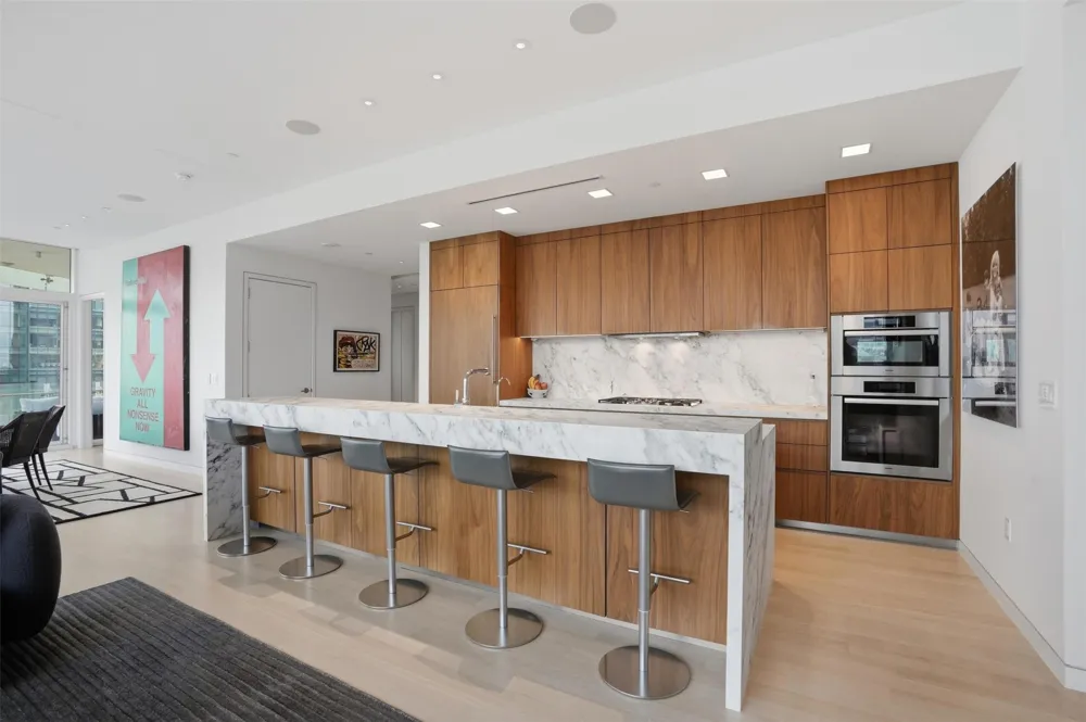 1918 Olive Street #704 Dallas, TX 75201