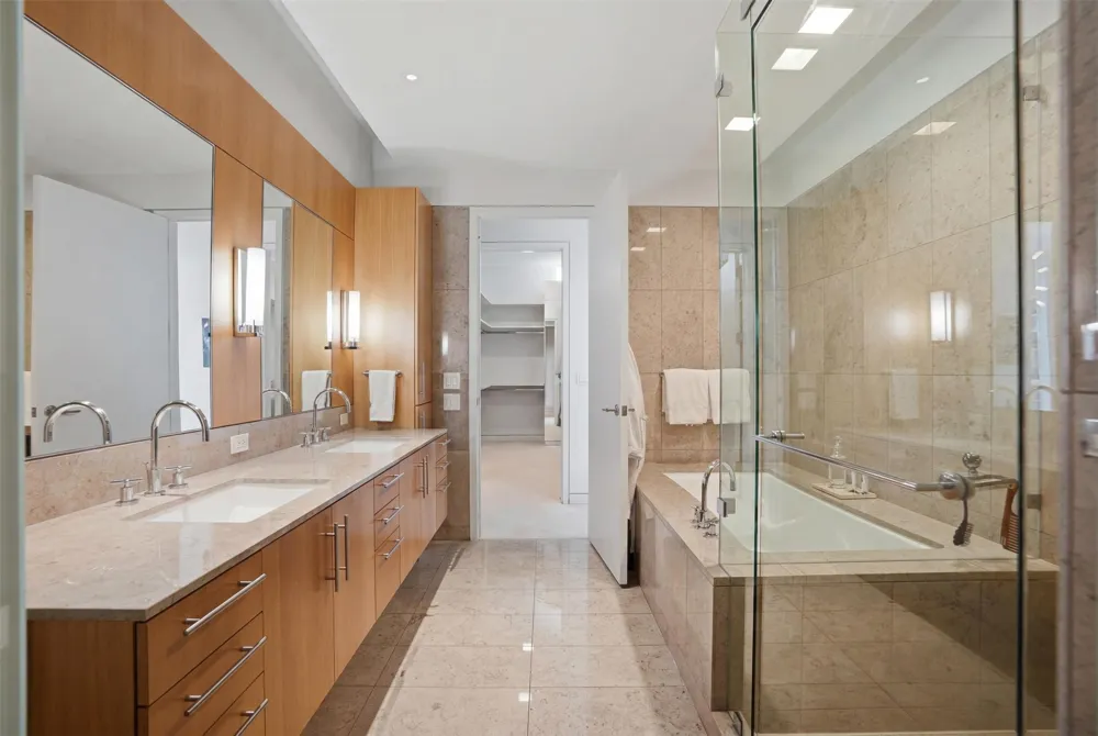 1918 Olive Street #704 Dallas, TX 75201
