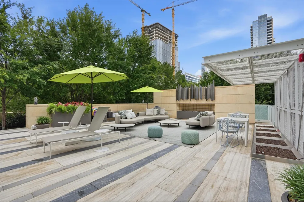 1918 Olive Street #704 Dallas, TX 75201