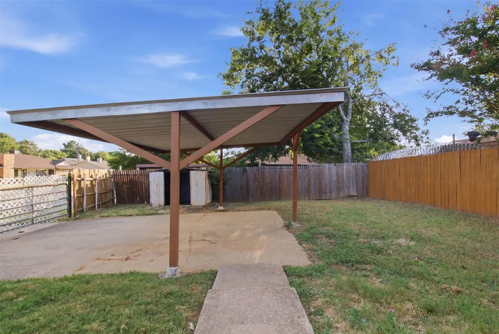 2901 Kathleen Lane Euless, TX 76039