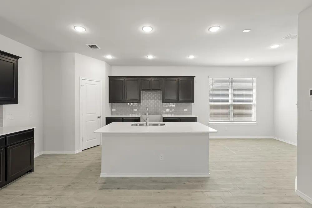 3107 Providence Place Heartland, TX 75114
