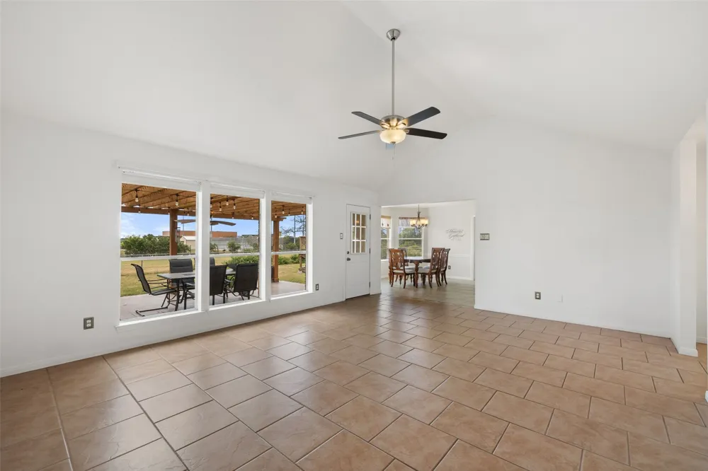 504 Ave N Johnson City, TX 78636