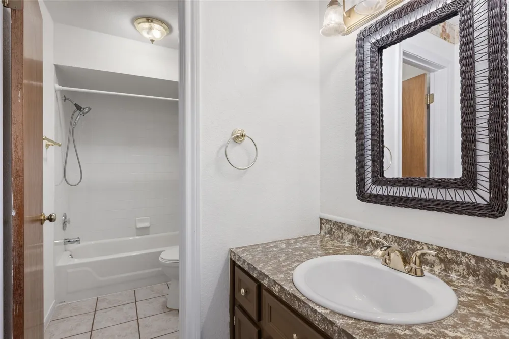 504 Ave N Johnson City, TX 78636