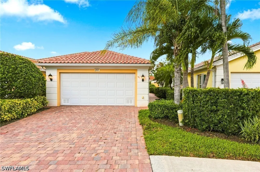Xenia Lane Naples, FL 34114