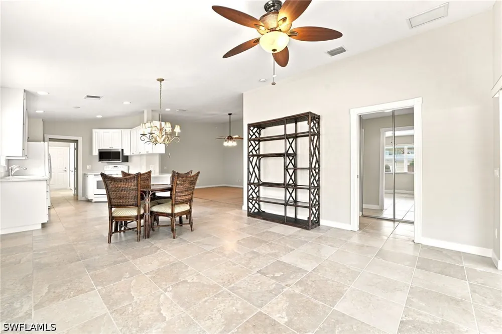 Xenia Lane Naples, FL 34114
