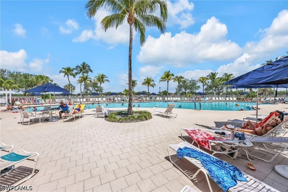 Xenia Lane Naples, FL 34114